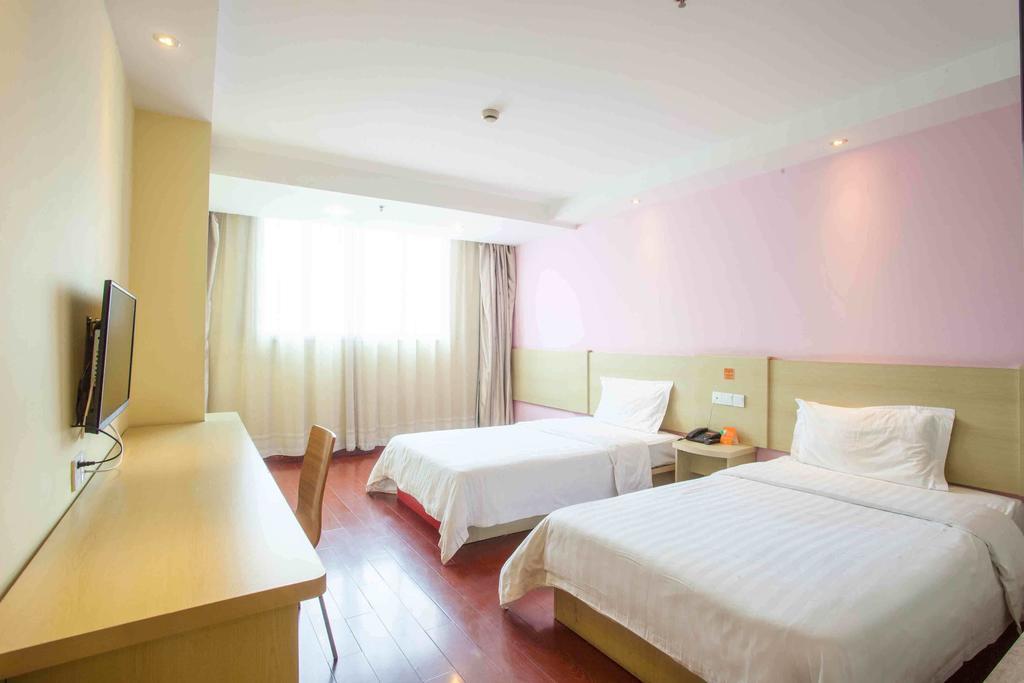 7Days Inn Chongqing Nanping Pedestrian Street Værelse billede